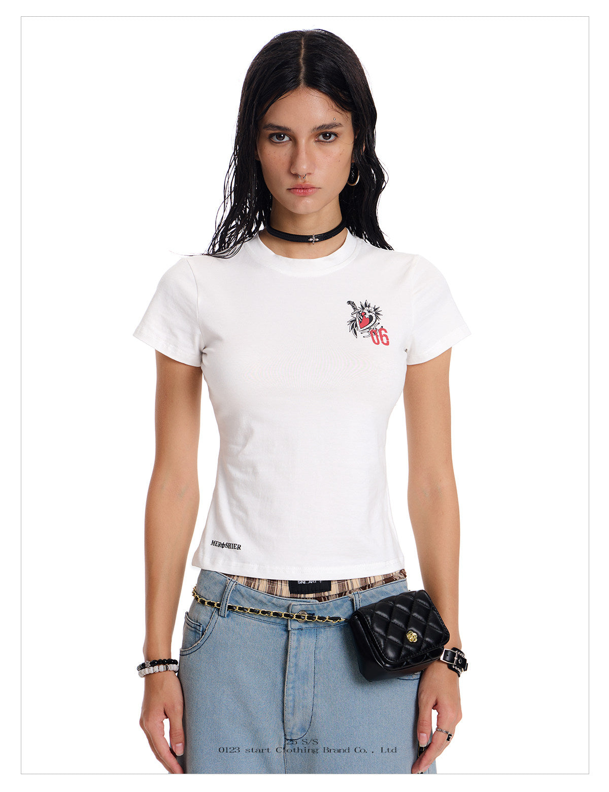 Women's Heart Graffiti Slim Fit Graphic T-Shirt