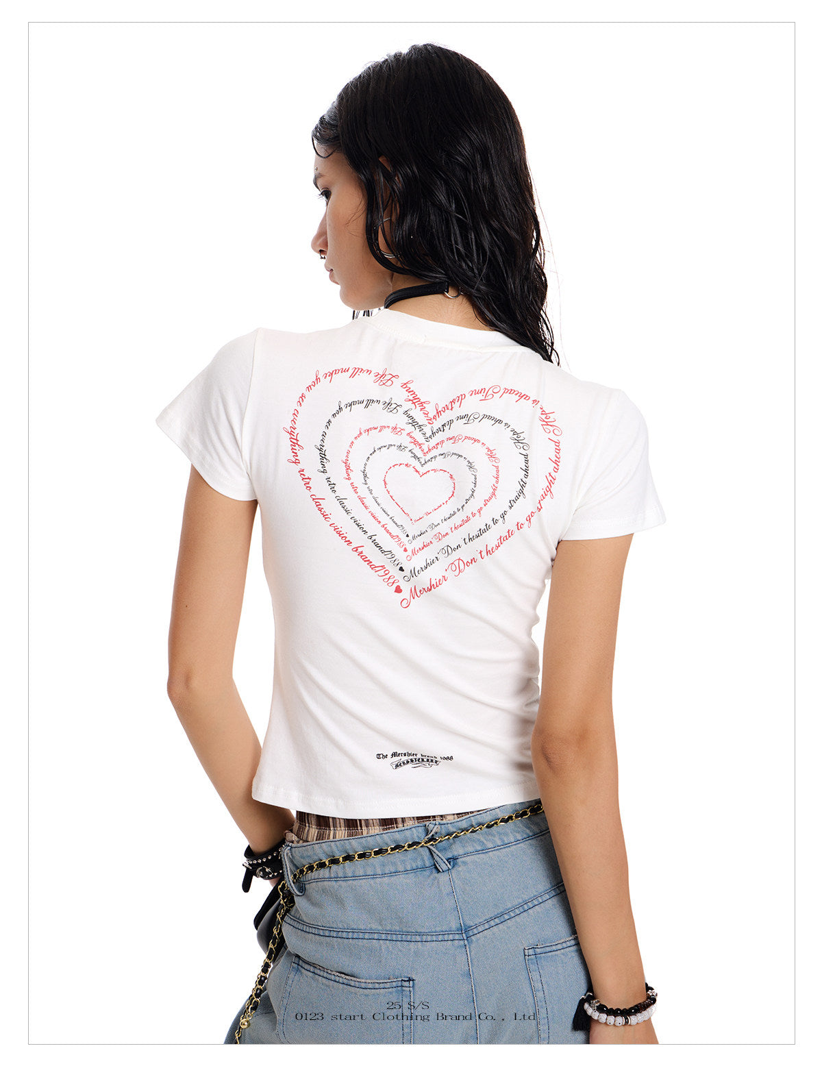 Women's Heart Graffiti Slim Fit Graphic T-Shirt