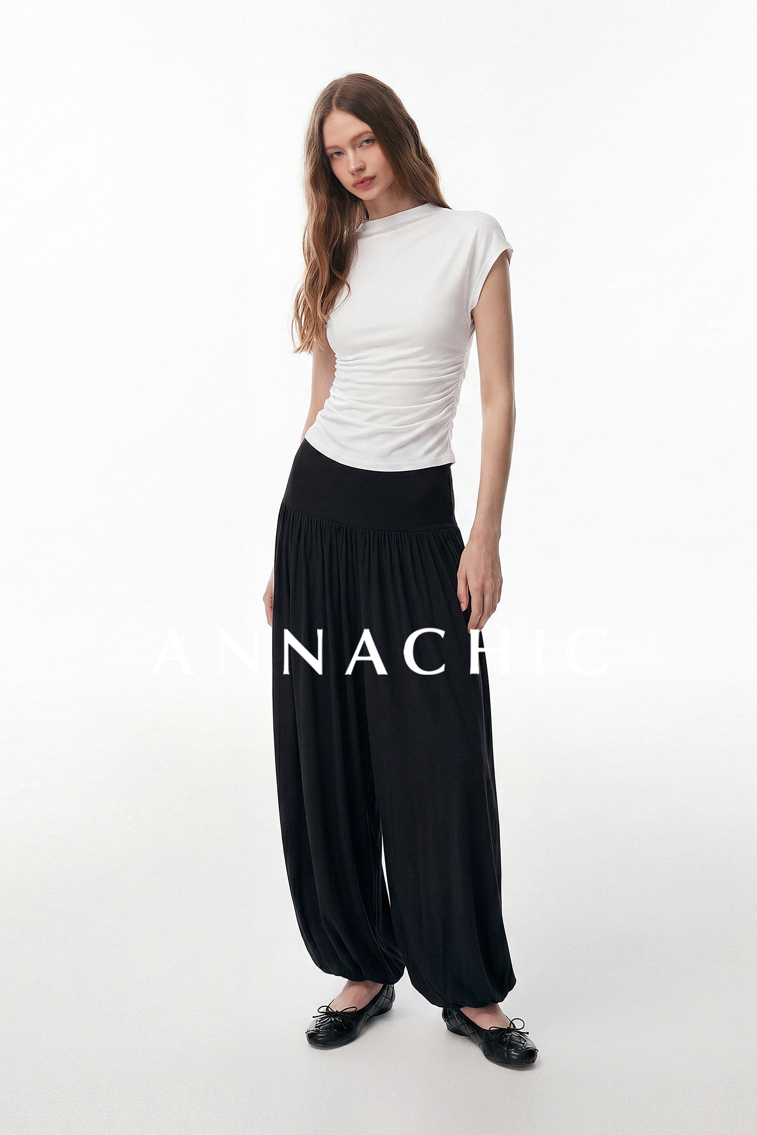 ANNACHIC Line Aesthetics _ White Irregular Little Flying Sleeve T-shirt for Women with Folded Waist Short Sleeve/Sleeveless Top