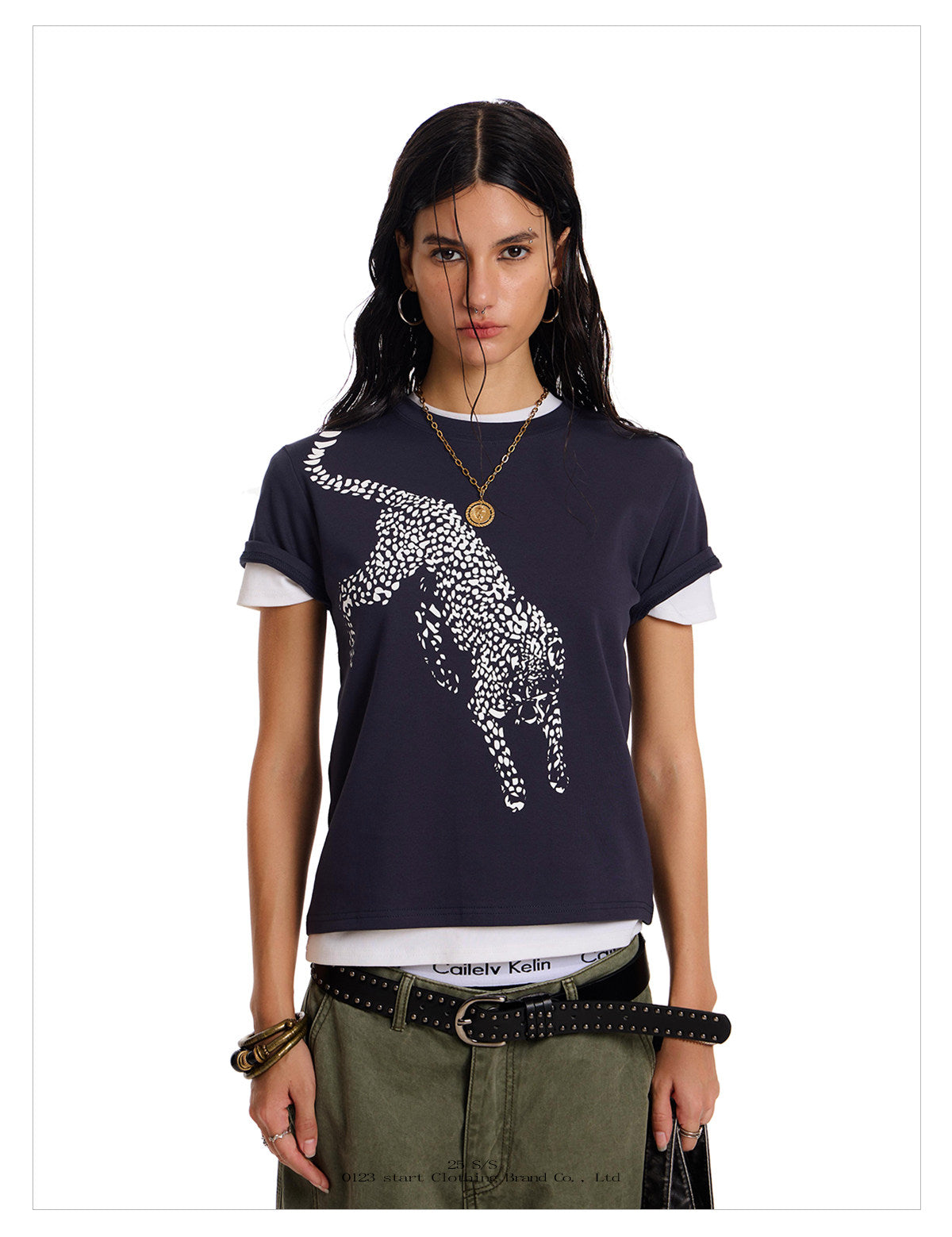 Unisex Leopard Graphic Vintage T-Shirt