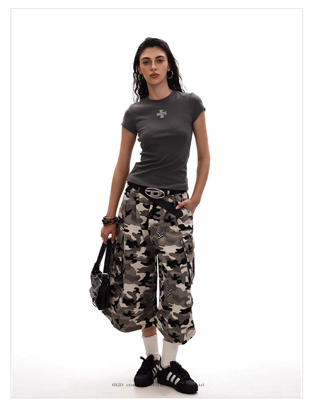 Women's Cross Graphic Slim Fit Crew Neck T-Shirt