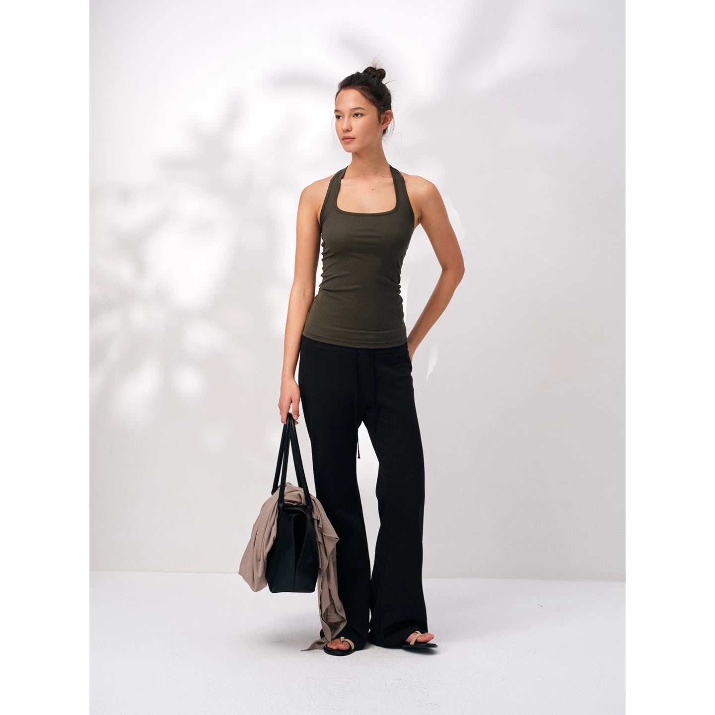 Our Stage 92% Lyocell High Elasticity U-neck Back Twisted Tight Fit and Versatile Fold Strap