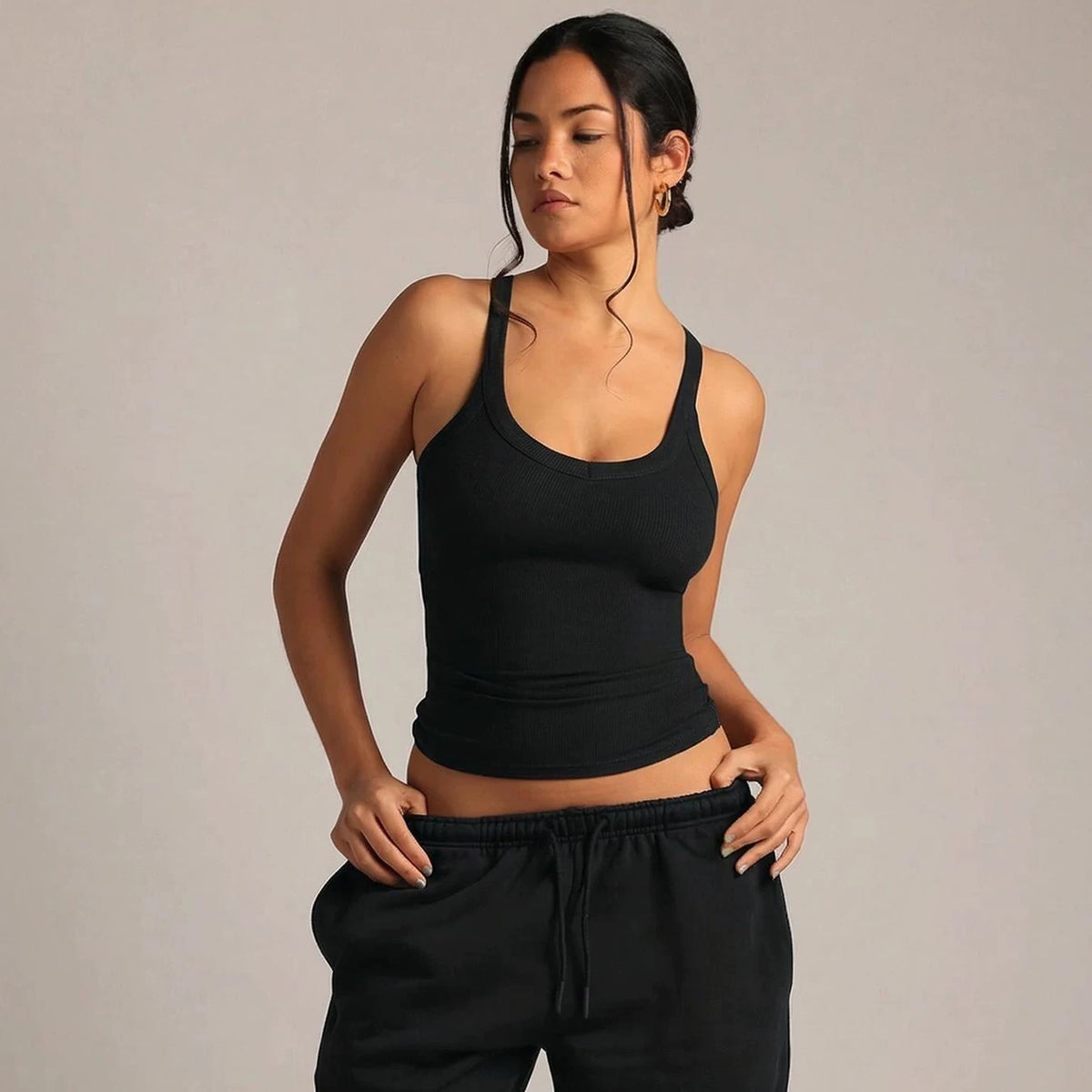 U-neck H-shaped vest with chest cushion, American style spicy girl elastic thread slim fit and slimming camisole top for summer 2026